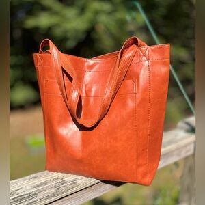 NEW! Grace’s Bags Lorena’s Modern Chic Large Shoulder Bag Tote English Tan